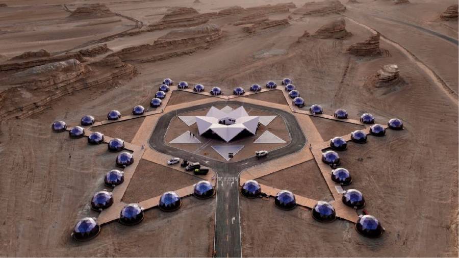 火星移民预演场——模拟外星环境的极端生存训练成武县户外野奢帐篷实验项目